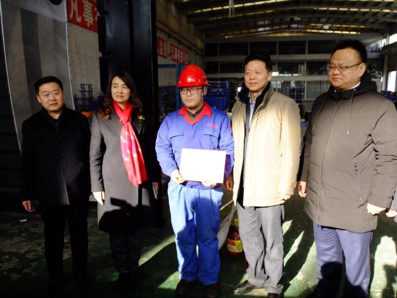 济南市总工会常务副主席傅金峰到江南APP官方网站BANDAO集团走访慰问